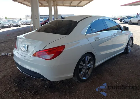 2014 Mercedes-Benz Cla 250 z USA, uszkodzony, nr VIN WDDSJ4EB1EN031085